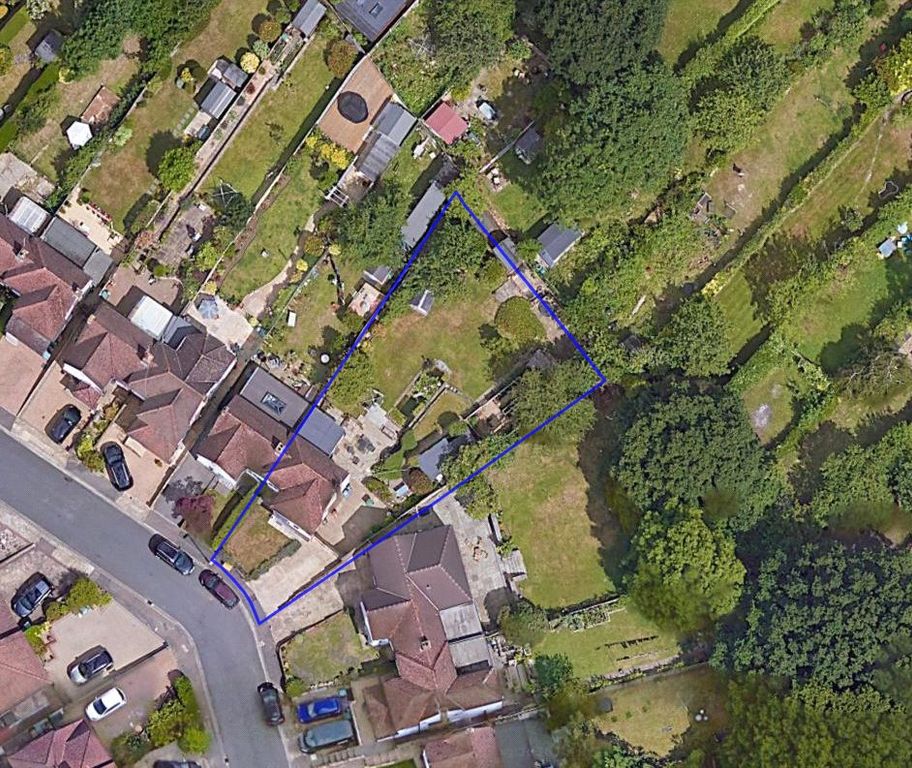 Property photo 2 of 27 Picture No. 36