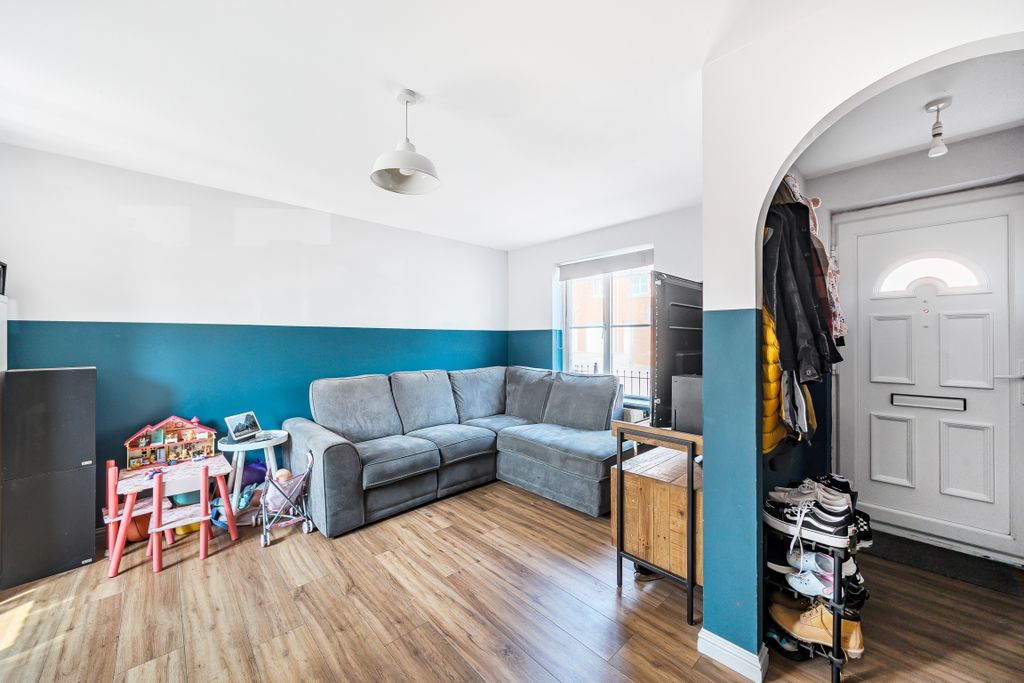 Property photo 3 of 16 1328273136893A0Bc2bbc3