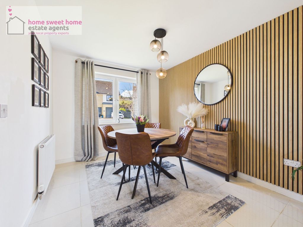 Property photo 2 of 46