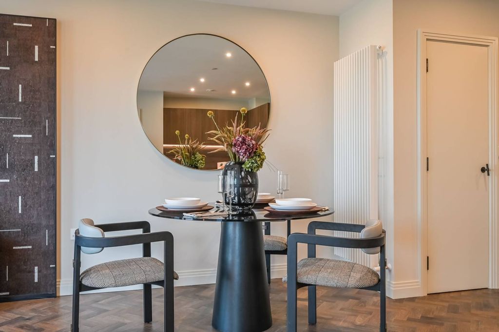 Property photo 1 of 27