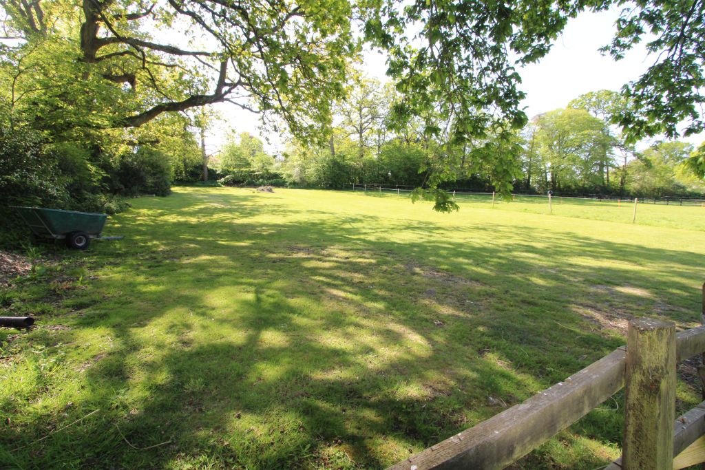 Property photo 3 of 6