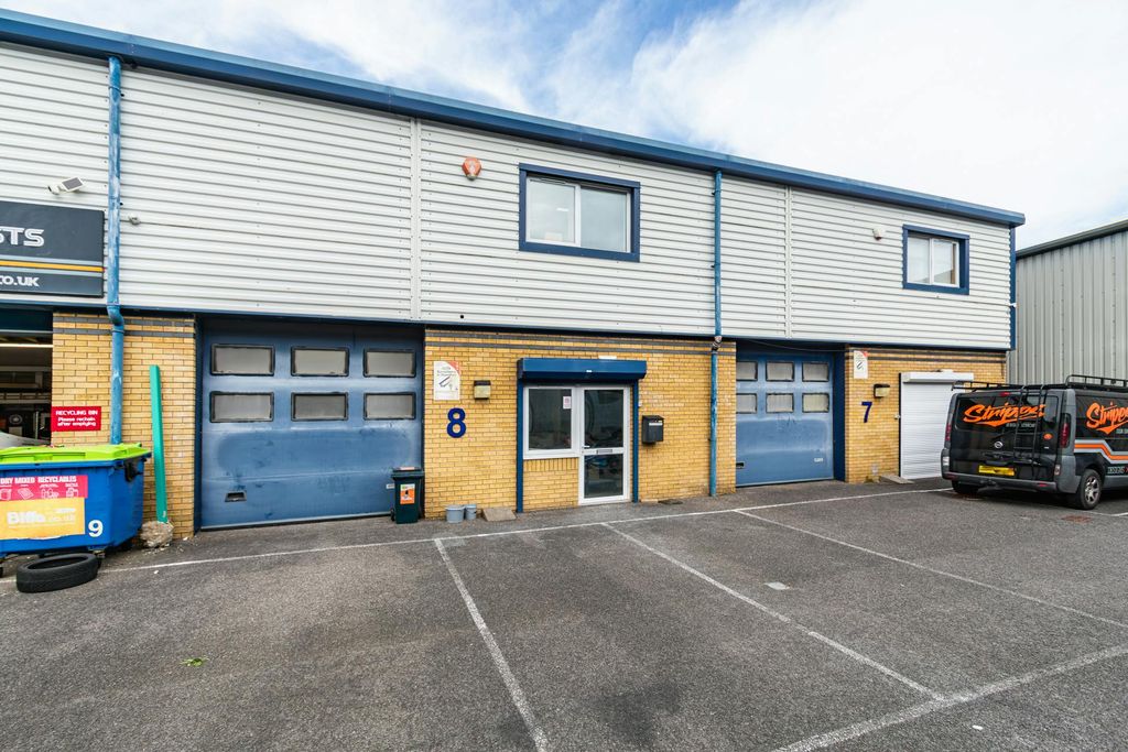 Property photo 1 of 5 16.Jpg