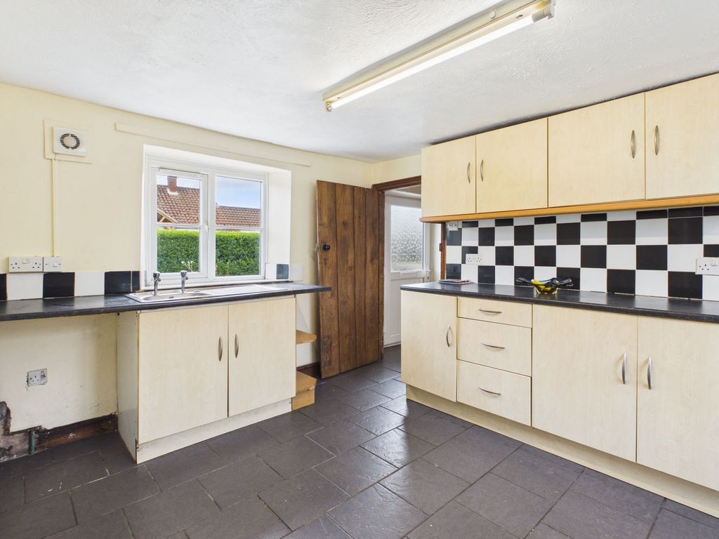 Property photo 3 of 22