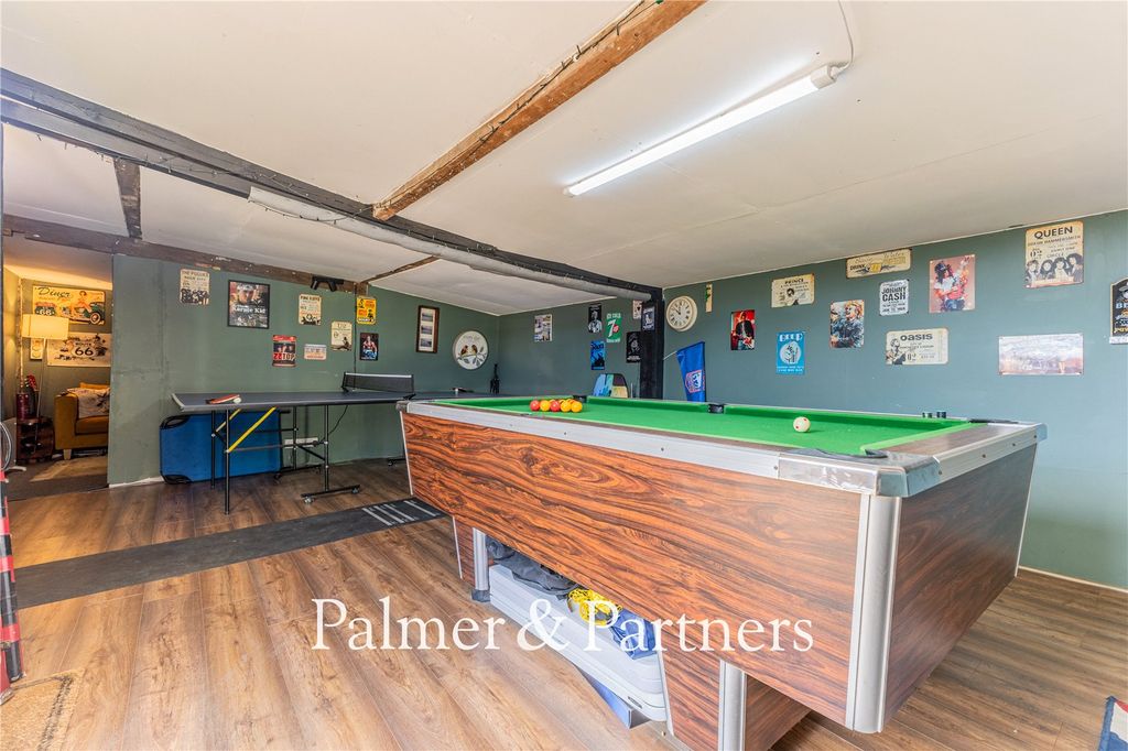 Property photo 3 of 29 Picture No. 48