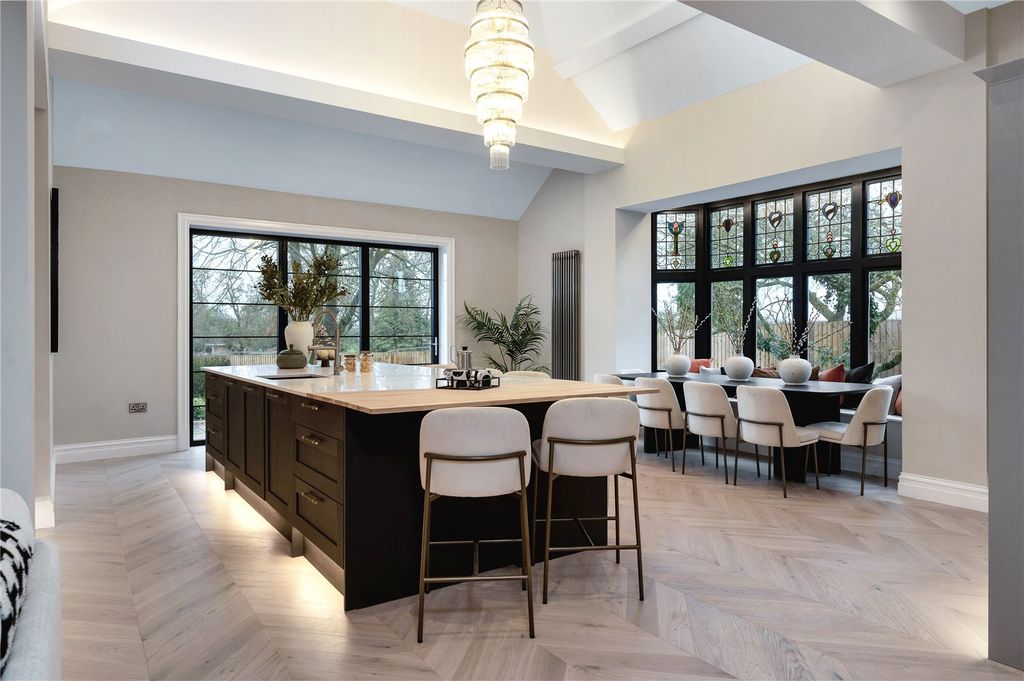 Property photo 2 of 28 Picture 2