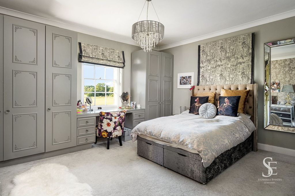 Additional image 13 of 5 bed detached house for saleBuck Farm House, Howe Lane, Binfield RG42