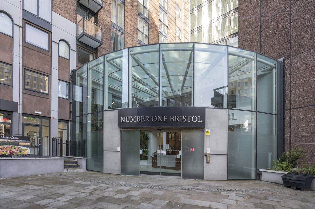 Property photo 1 of 11 Picture No. 03