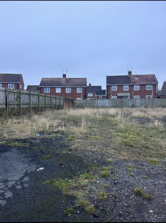 Property photo 1 of 4