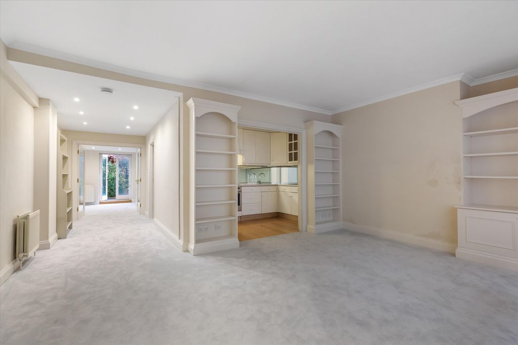 Property photo 2 of 13 Image