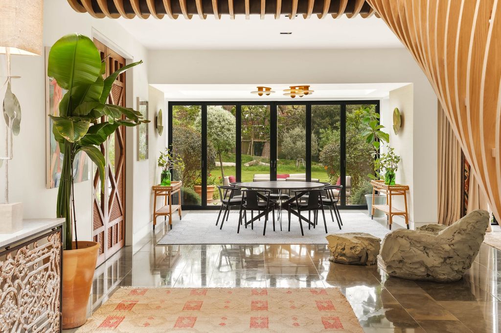 Property photo 2 of 23 Picture No. 10