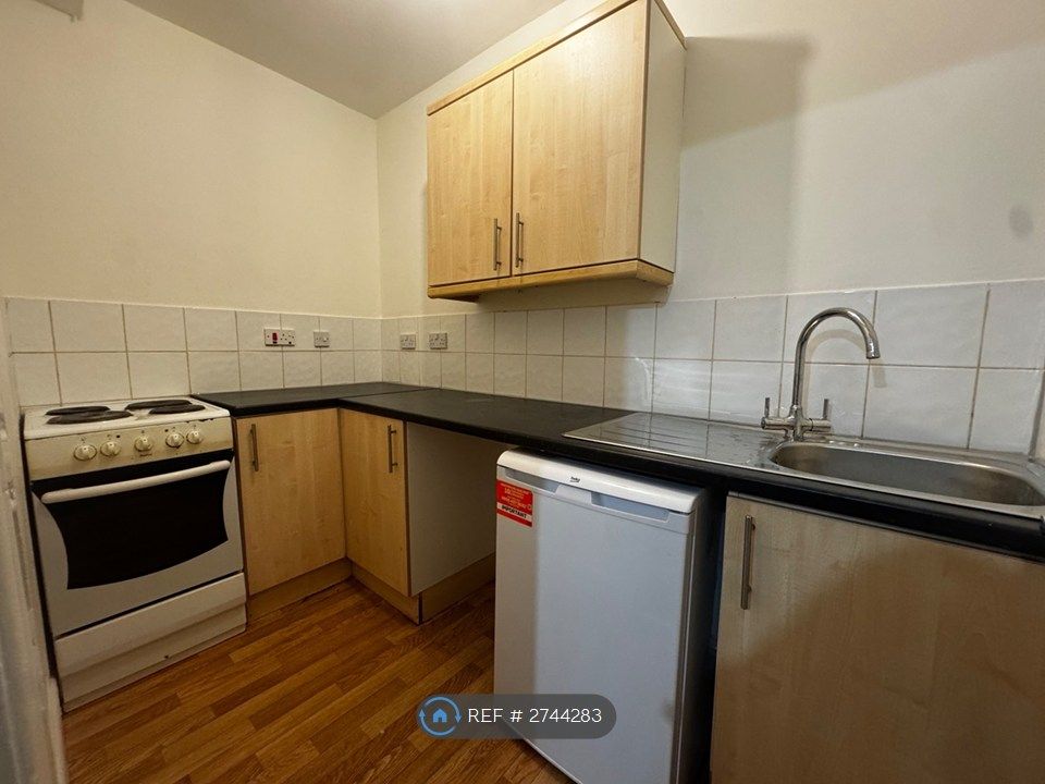 Property photo 2 of 3