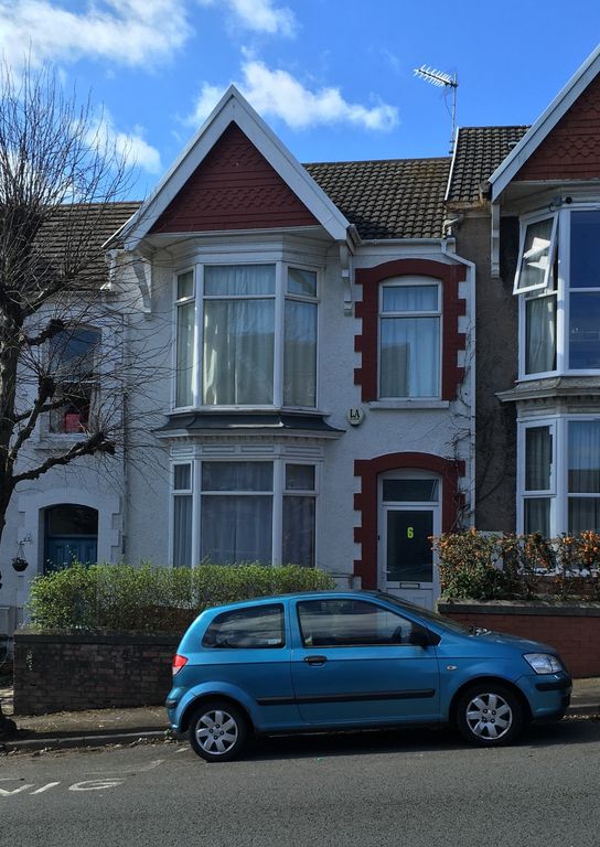 Property photo 1 of 8 Ernald Place