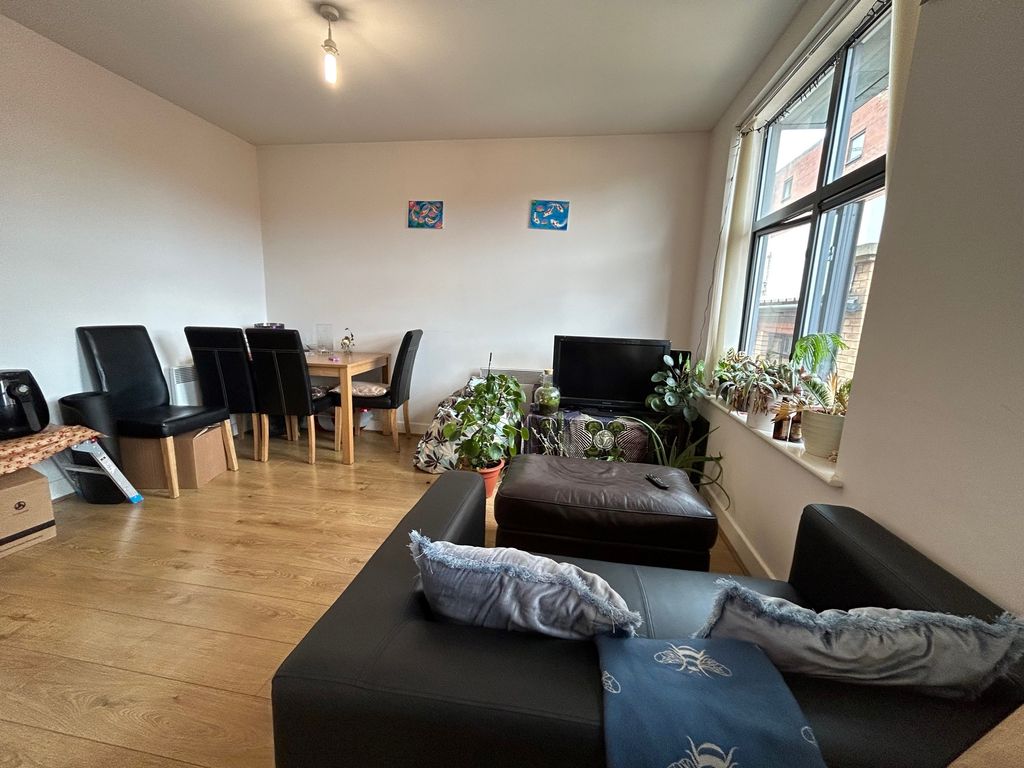 Property photo 3 of 7