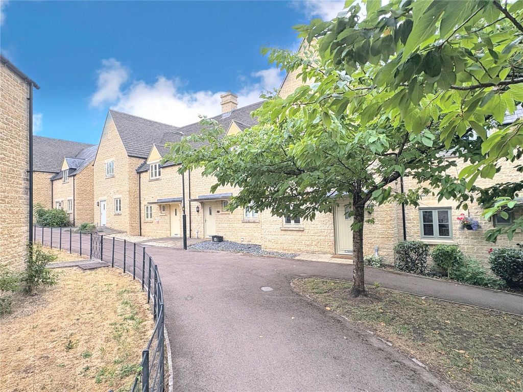Property photo 1 of 15 Picture No. 05
