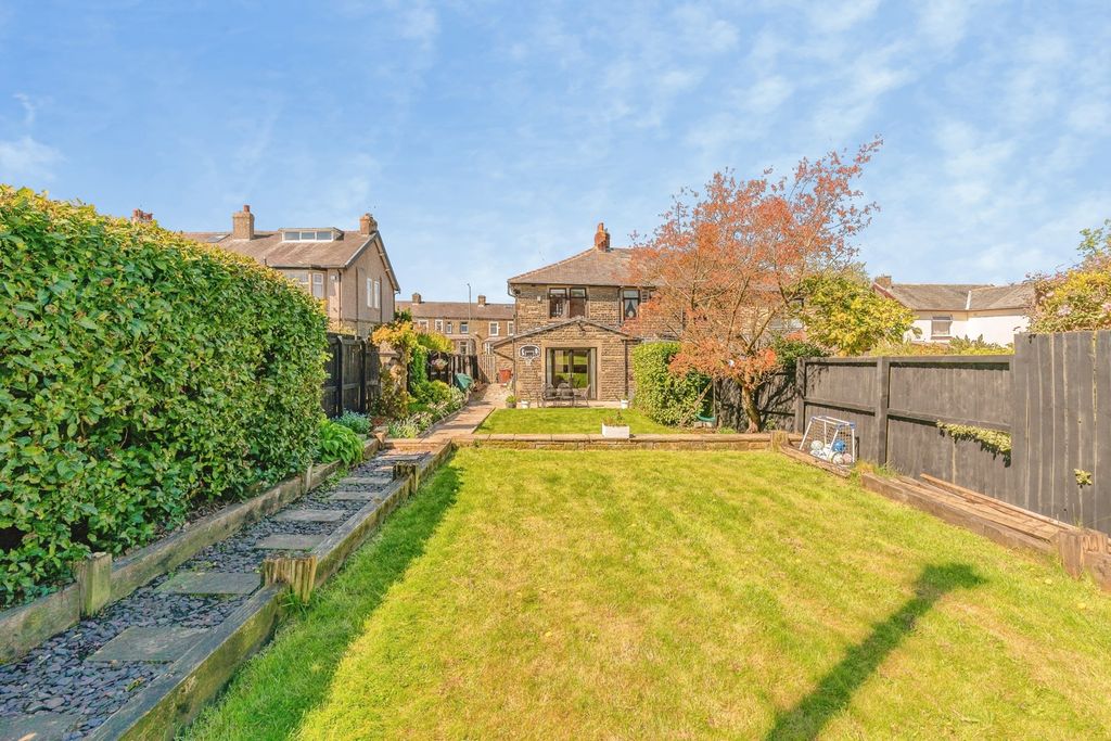 Property photo 3 of 30 Pbox-Img.Jpg