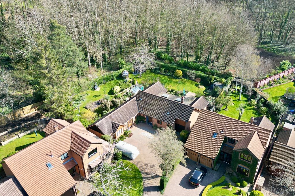 Property photo 1 of 28 Photo 1