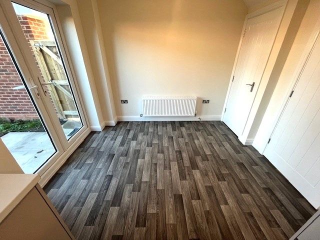 Property photo 3 of 12 6