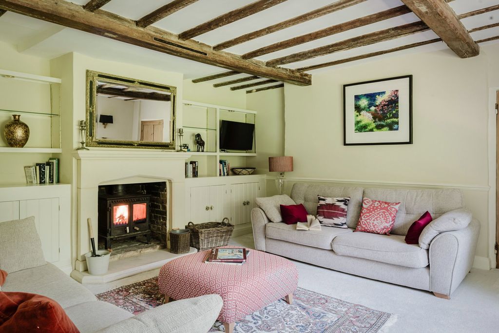 Property photo 3 of 25