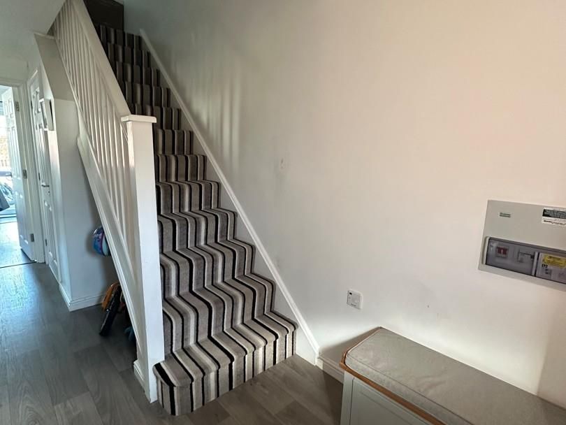 Property photo 3 of 12 Hallway