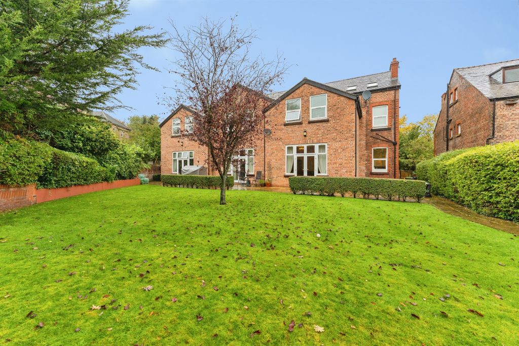 Property photo 2 of 16