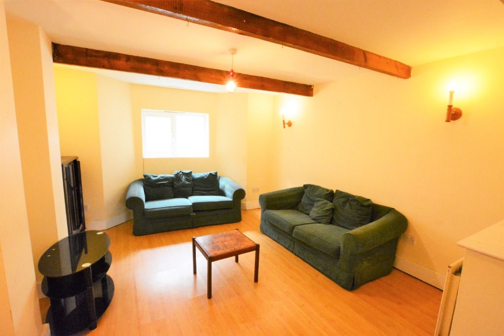 Property photo 3 of 9