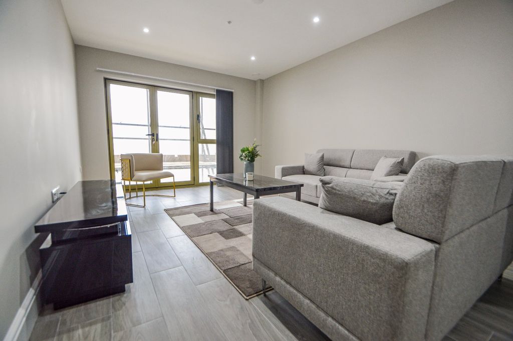 Property photo 1 of 8 Picture No. 06