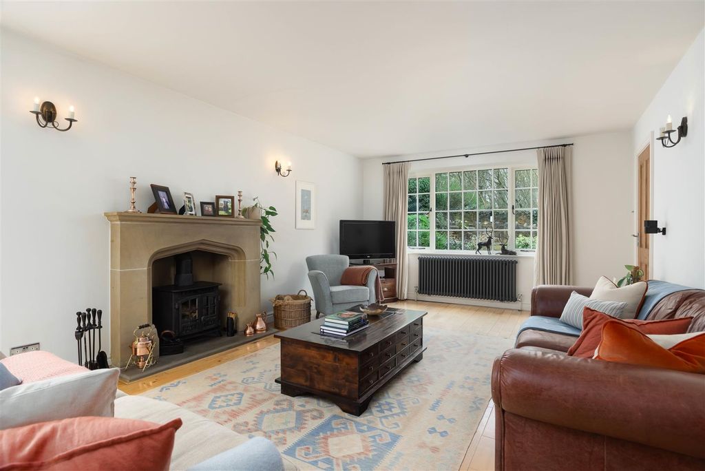 Property photo 3 of 25 00002.Jpg