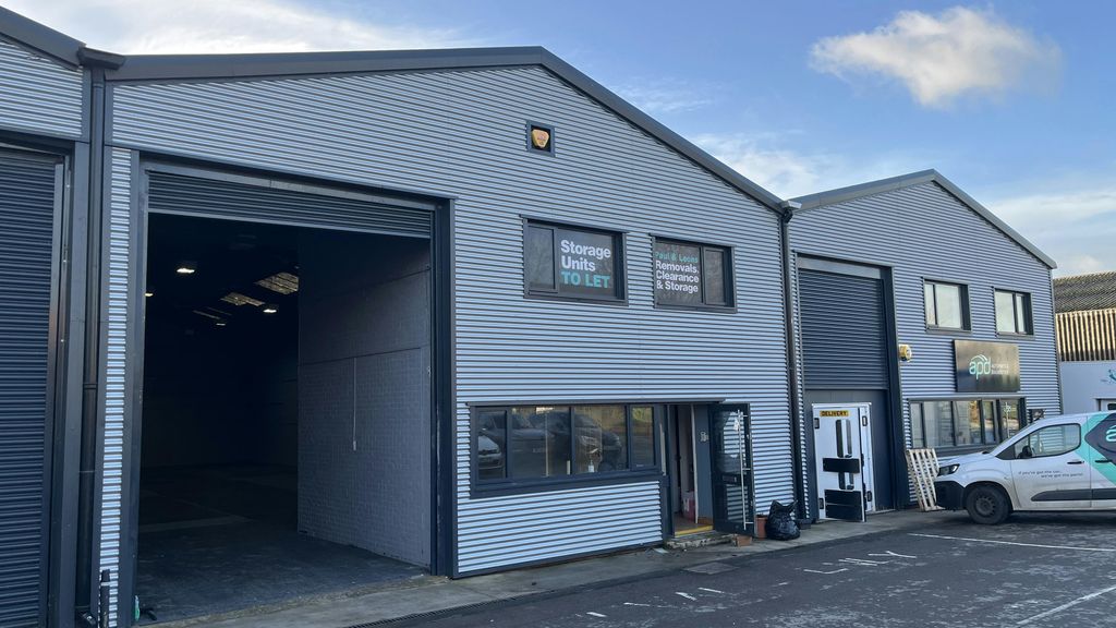 Property photo 3 of 12 Img_E1999.Jpg