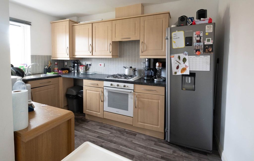 Additional image 4 of 2 bed flat for saleRiverside Close, Bridgwater TA6