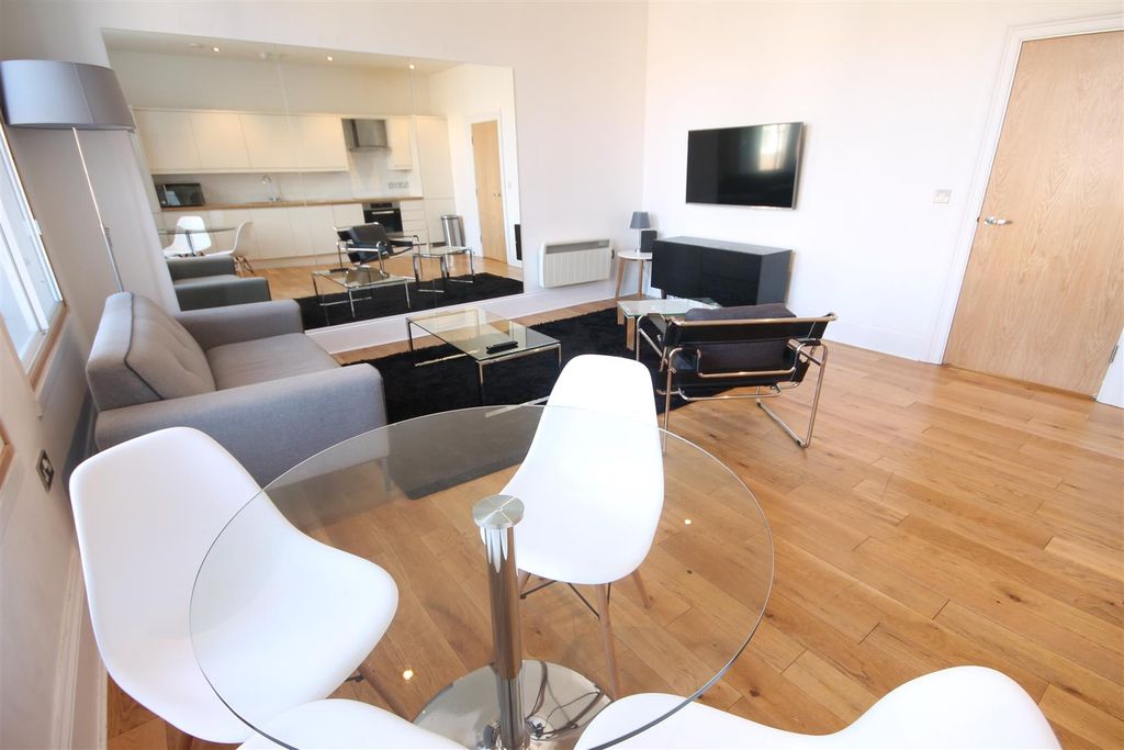 Property photo 3 of 7 47092.Jpg