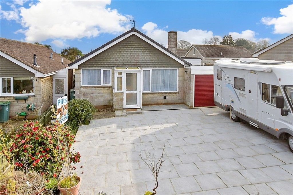 Property photo 1 of 17 Front