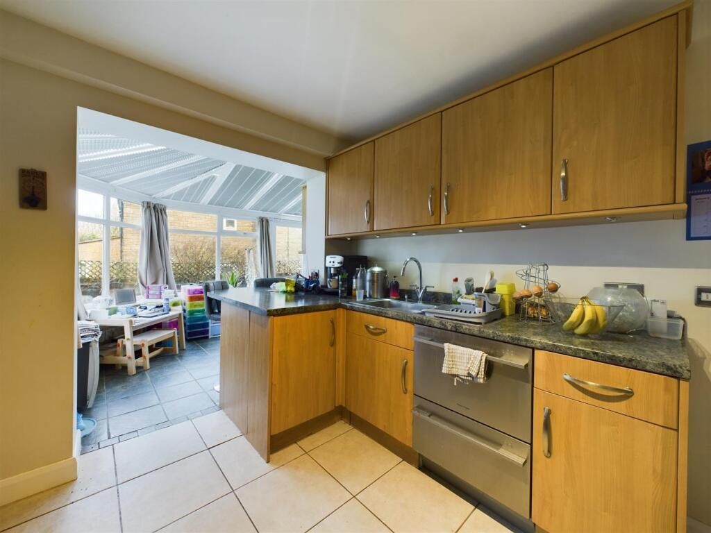 Property photo 3 of 22