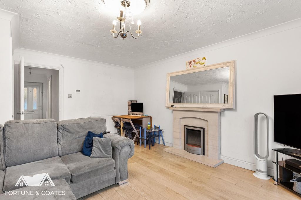 Property photo 3 of 15 Ashworthplace_6.Jpg