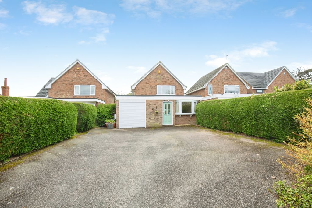 Property photo 1 of 22 51147945-Mw26-100