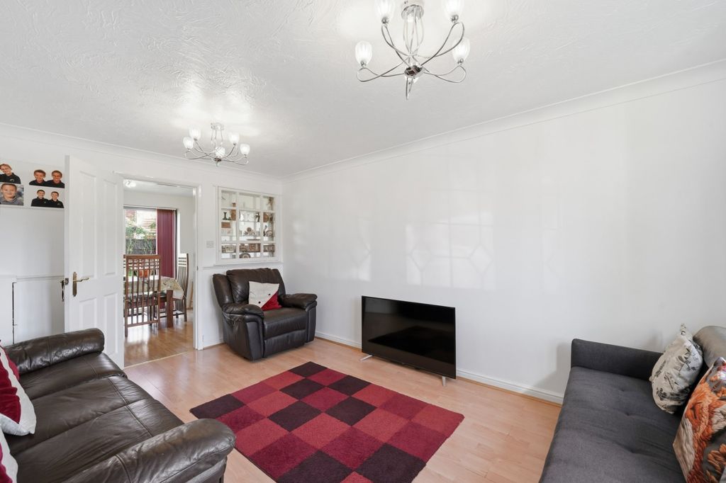 Property photo 3 of 19 Picture No. 09