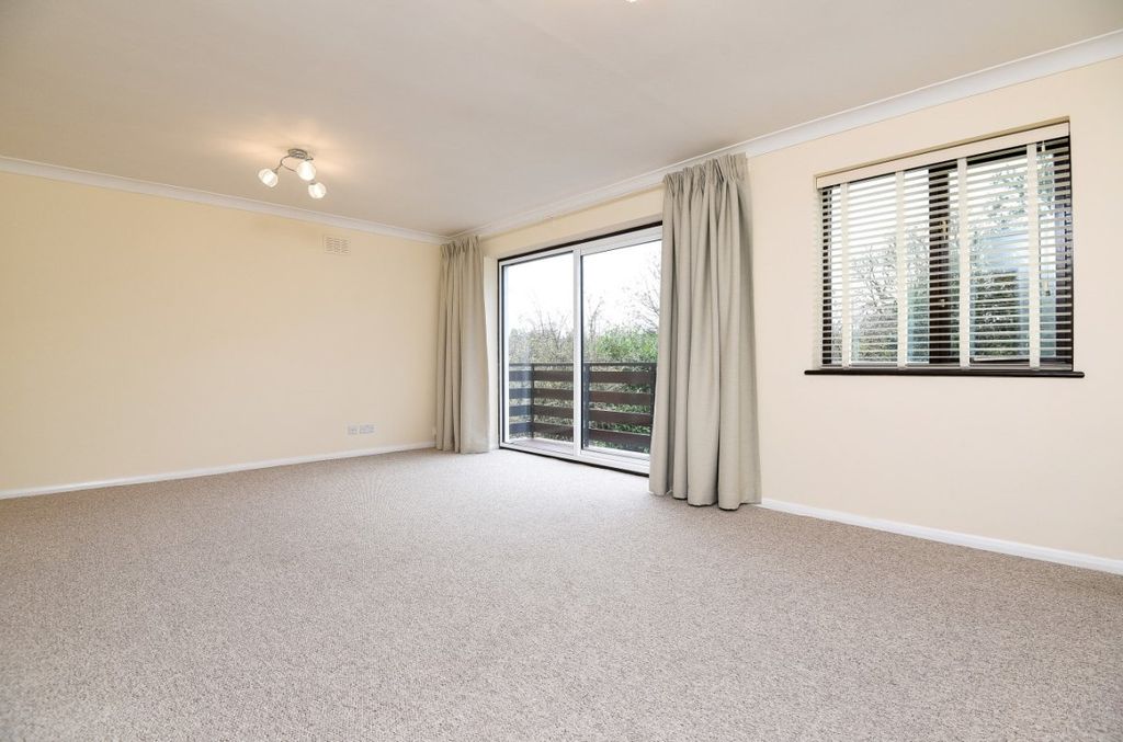 Property photo 2 of 6 Picture No. 06