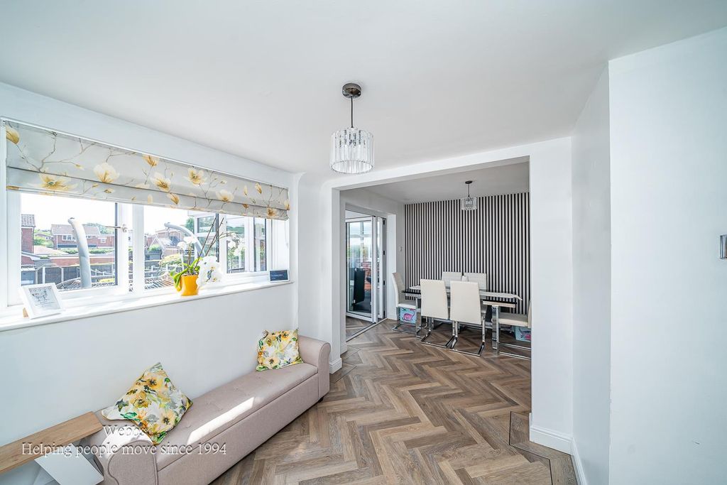 Property photo 3 of 34 Webbs -7.Jpg