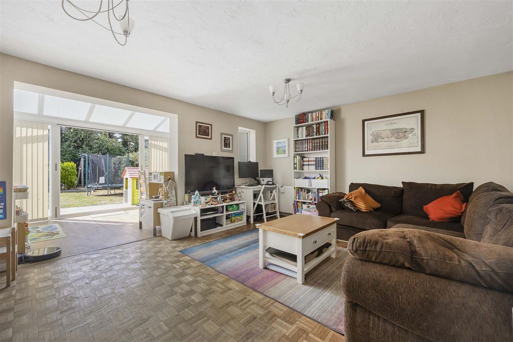 Property photo 2 of 24