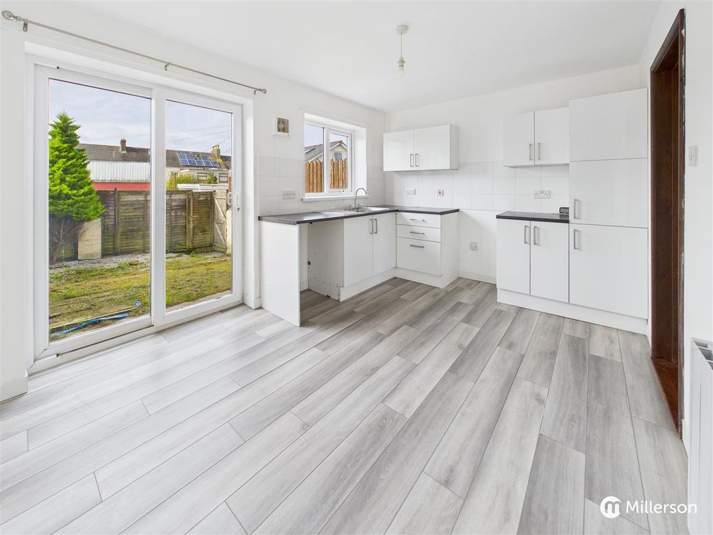 Property photo 2 of 15 Cam05092G0-Pr0124-Still007.Jpg