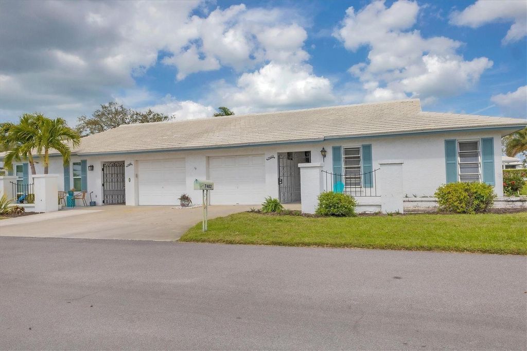 Property photo 1 of 29
