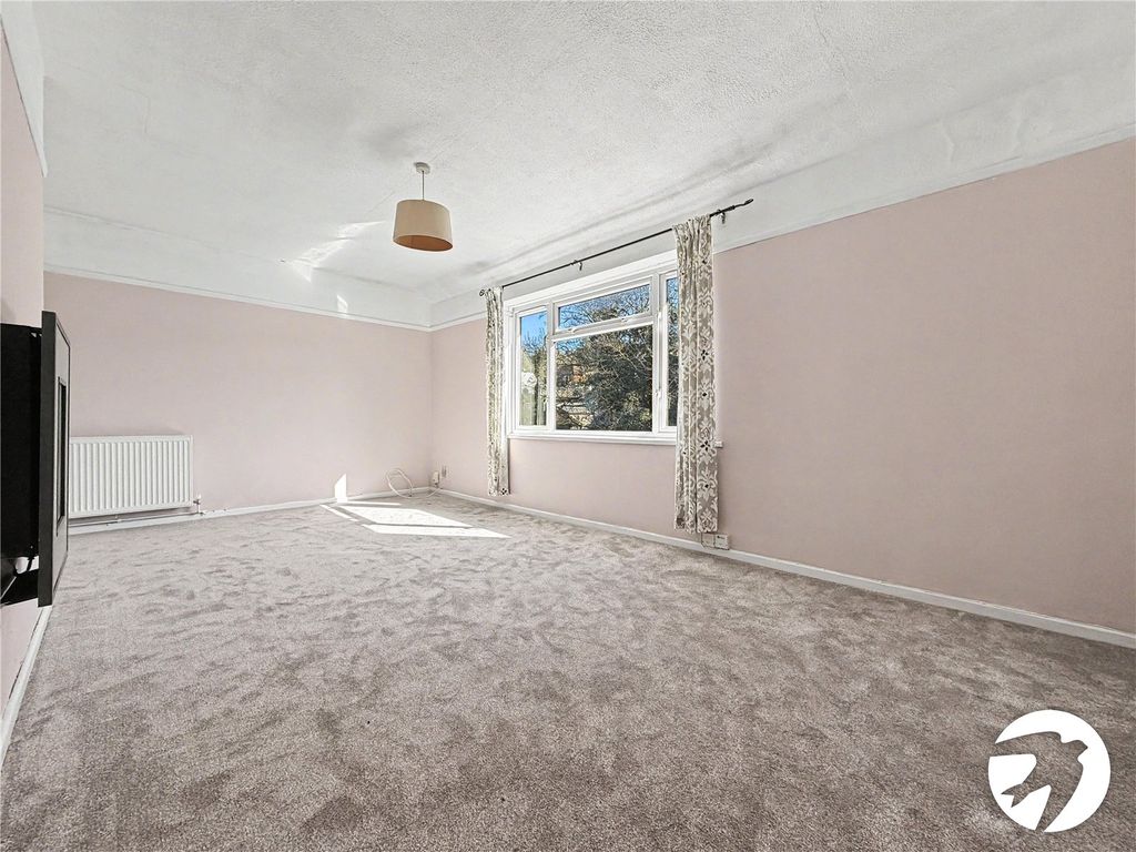 Property photo 2 of 8 Living Room