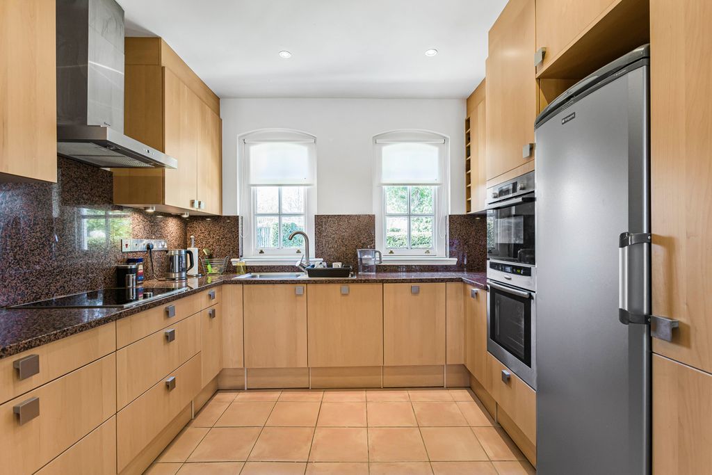 Property photo 3 of 42 44_49307