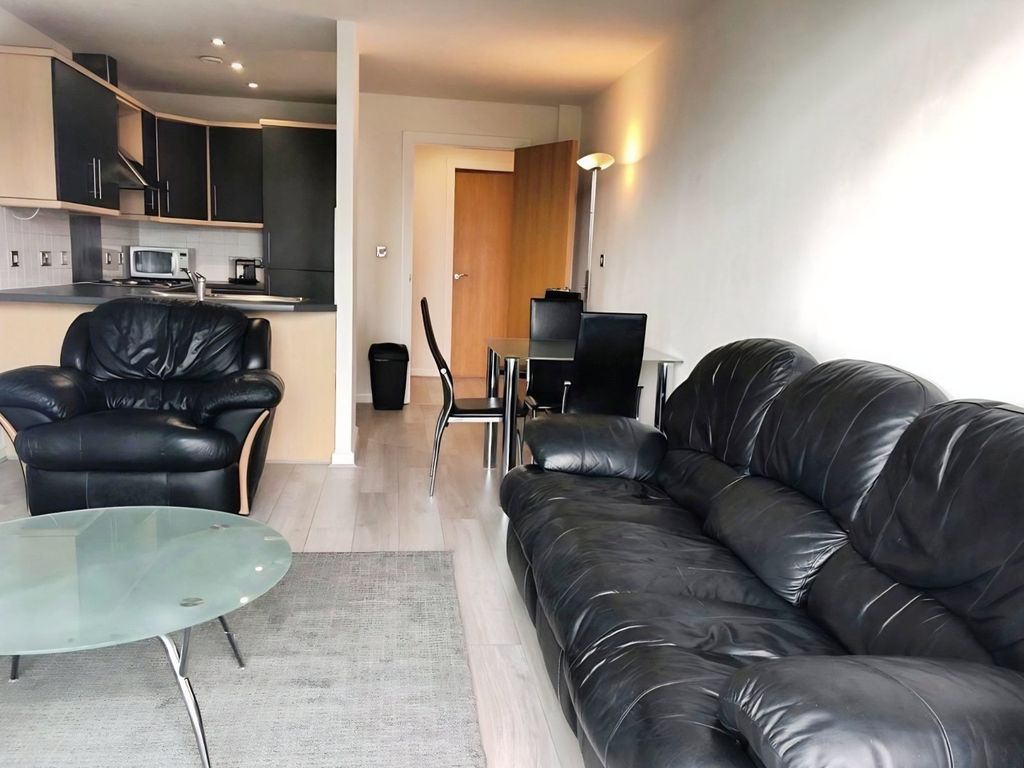 Property photo 2 of 9 Picture No. 18