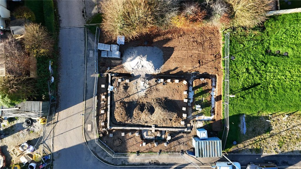 Property photo 2 of 3 Picture No. 03