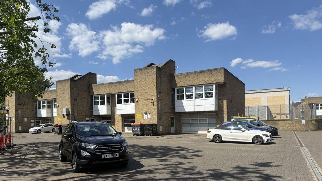 Property photo 1 of 1