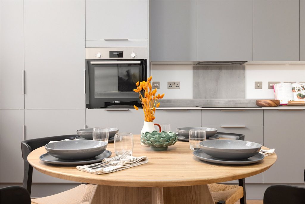 Property photo 3 of 10 Living Room