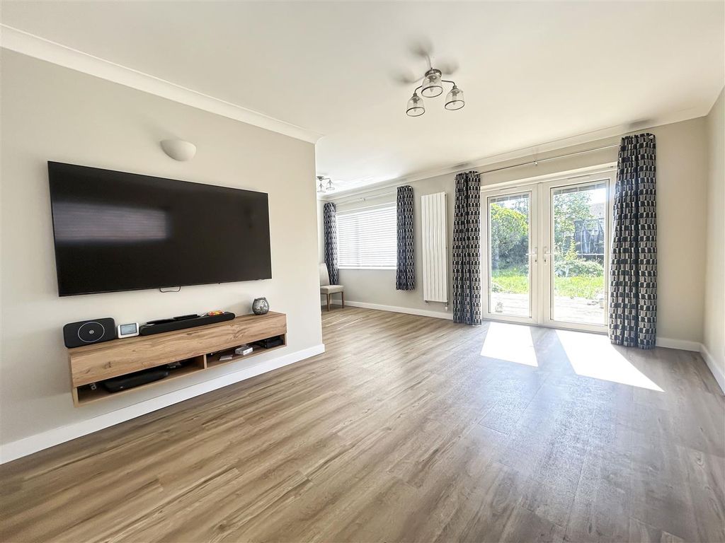 Property photo 3 of 15 Img_9864.Jpg