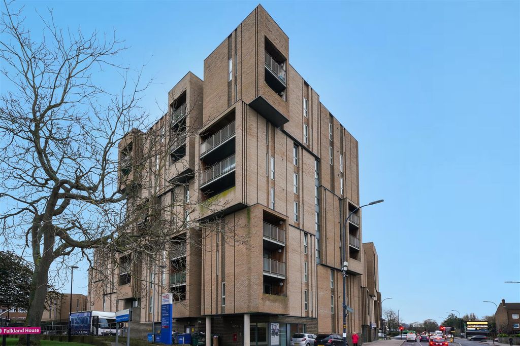 Property photo 1 of 11 Flat 13, Altus House - 2Kgtjwtvukulwda4Oryq.Jpg