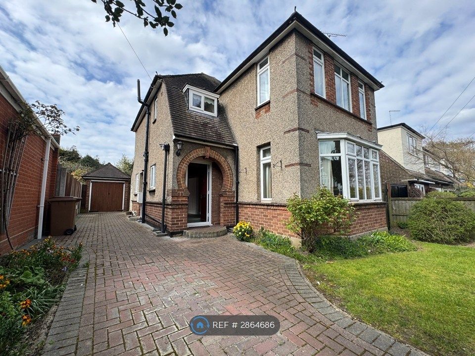 Property photo 1 of 16 Front Garden