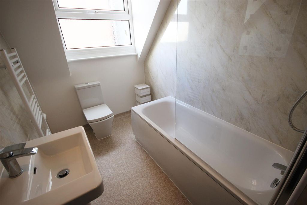 Property photo 3 of 9 Img_2143.Jpg
